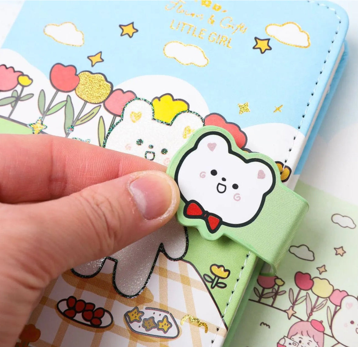 Happy friends diary with magnetic clasp