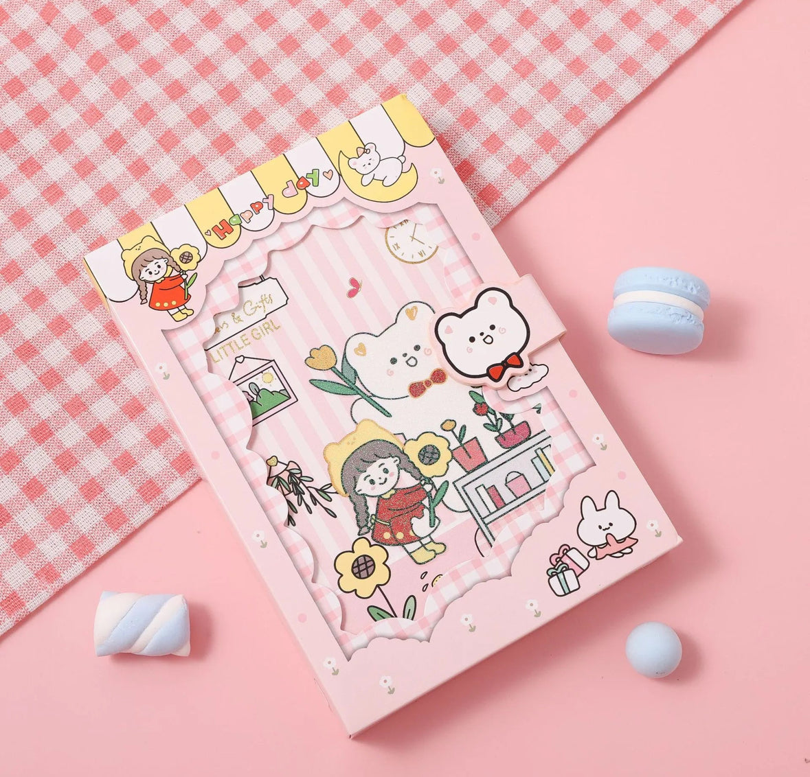 Happy friends diary with magnetic clasp